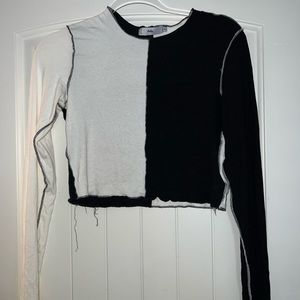 Two color long sleeve black and white crop top